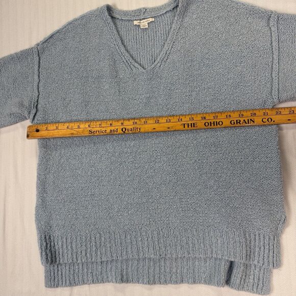 American Eagle Oversize Slouchy Sweater V Neck Sz S Boyfriend Fit Light Blue - Picture 9 of 9